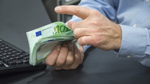 Ο "χάρτης" των πληρωμών από τον e-ΕΦΚΑ και τη ΔΥΠΑ έως τις 22 Αυγούστου