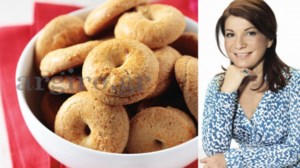 Τοπ συνταγές για τα πιο γευστικά, τραγανά πασχαλινά κουλουράκια από δύο πασίγνωστους σεφ