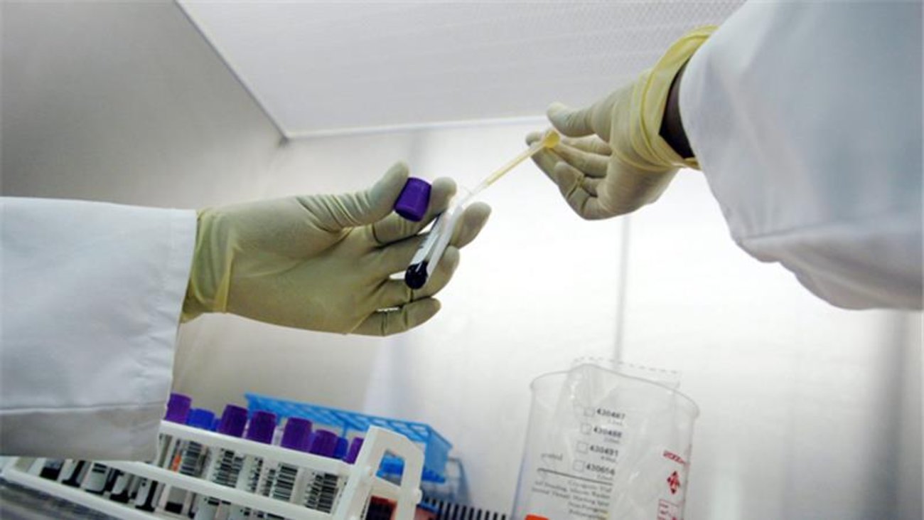 Μικροπλαστικά στο νερό: Η μέθοδος που μπορεί να καταστρέψει μέχρι και το 90% των σωματιδίων πριν μπουν στο σώμα μας