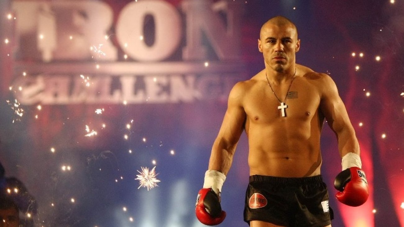 Δύσκολες ώρες για τον Μιχάλη Ζαμπίδη - Πέθανε ο πατέρας του - εικόνα 4