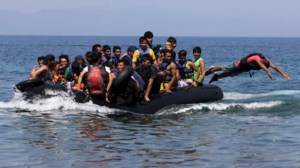 Ναυάγιο με μετανάστες ανοικτά της Γαύδου: Ανασύρθηκαν 5 σοροί -Διασώθηκαν 39 - Συνεχίζονται οι έρευνες για αγνοούμενους - εικόνα 2