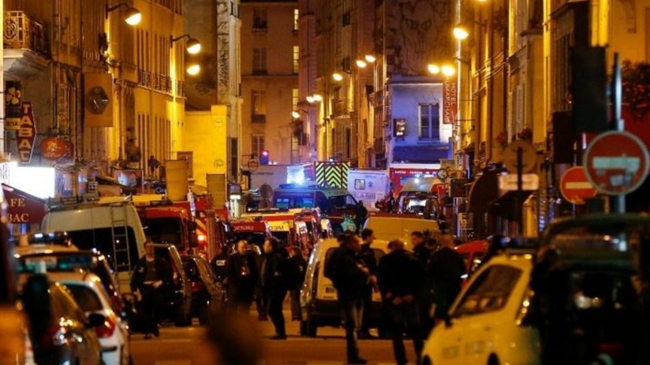 Λήξη συναγερμού στη Δρέσδη: Συνελήφθη ο ένοπλος που κρατούσε ομήρους σε εμπορικό κέντρο - Βρέθηκε νεκρή η μητέρα του - εικόνα 3