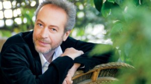 Δημοσθένης Παπαδόπουλος: "Οι πρώτες κρίσεις πανικού μου δημιουργήθηκαν 20 χρονών, δεν έκανα τίποτα γι’ αυτό"