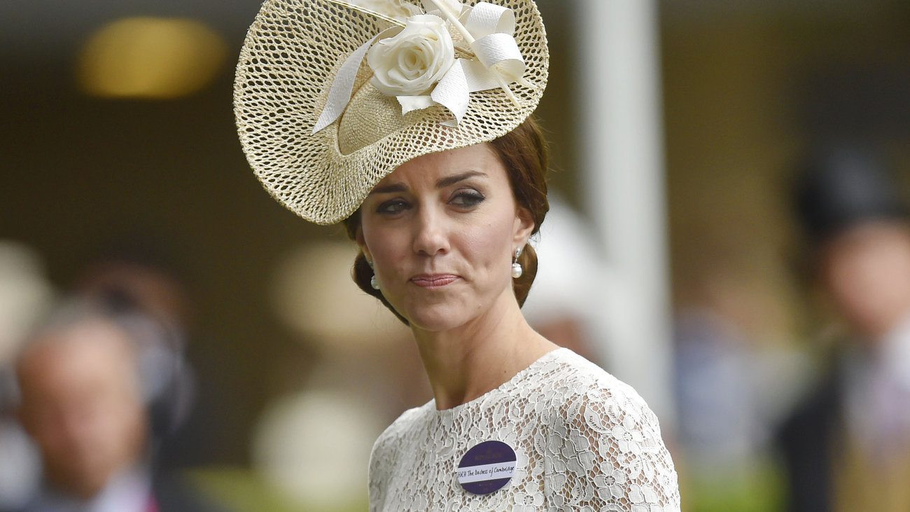 Tέλος εποχής: Για πρώτη φορά μετά από 68 χρόνια η βασίλισσα Ελισάβετ εκτός Royal Ascot [Εικόνες] - εικόνα 15