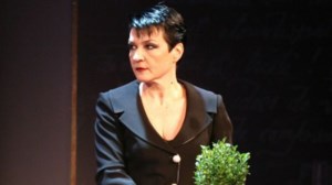 Πάνος Νάτσης: Βίντεο ντοκουμέντο - Αυτό είναι το φορτηγό που συγκρούστηκε με τη μηχανή του ηθοποιού - εικόνα 3