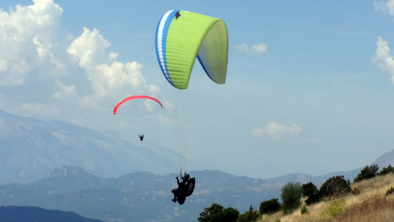 Θεσσαλονίκη: Το επικρατέστερο σενάριο για τον θάνατο του 40χρονου αλεξιπτωτιστή πλαγιάς - Ήταν έμπειρος με πιστοποίηση