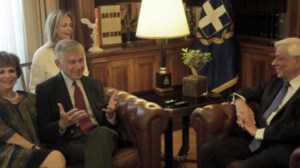 Μάικλ Δουκάκης: Πέθανε η σύζυγός του Κίτι - Η μάχη με τους εθισμούς, την κατάθλιψη και την άνοια - εικόνα 2