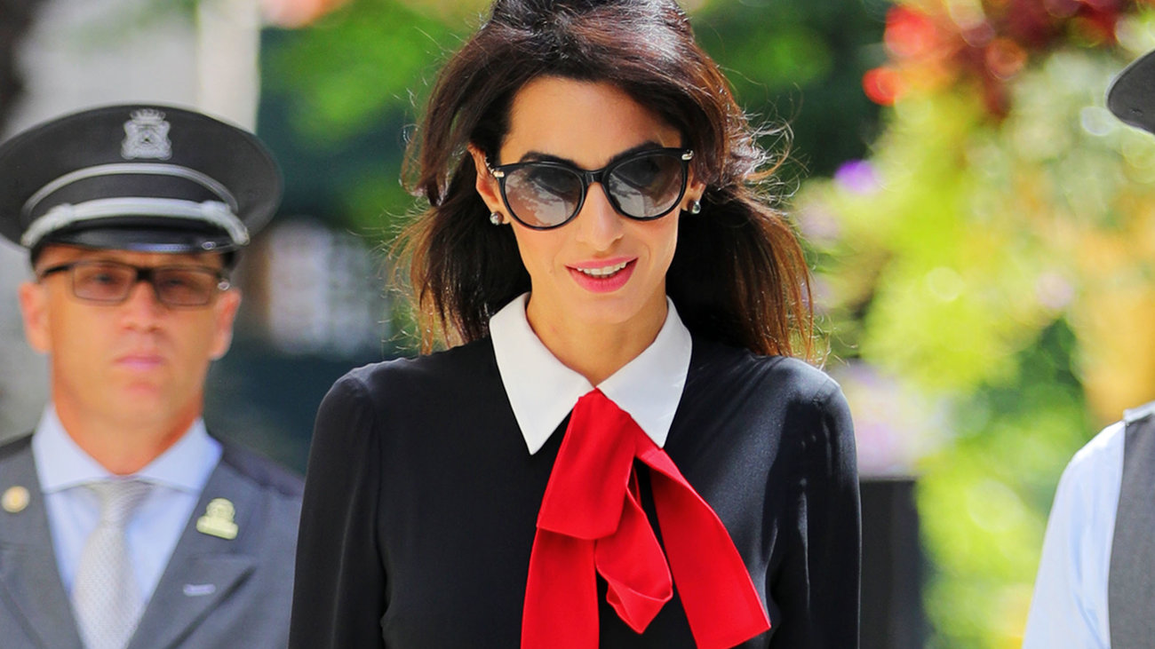 Αμάλ Κλούνεϊ: Η γυναίκα που συνδυάζει μυαλό και ομορφιά έχει μια τεράστια αδυναμία - Δεν βγαίνει από το σπίτι χωρίς...  [Εικόνες] - εικόνα 18