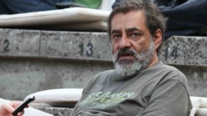 Ο αποχαιρετισμός του Αντώνη Καφετζόπουλου στον σκύλο του Λίο: Ανώτατος άρχων σ’ ένα κόσμο που δεν υπάρχει