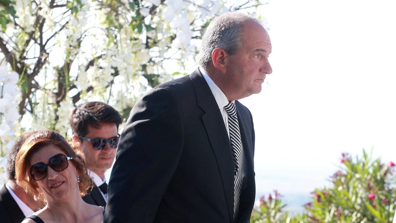 Σύνοδος Κορυφής: Ενός λεπτού σιγή στη μνήμη του Ζισκάρ ντ'Εστέν - Το "αντίο" των Ευρωπαίων ηγετών [βίντεο]