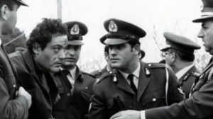 Βασίλειος Λυμπέρης: Εκαψε τη σύζυγο, τα δύο παιδιά και την πεθερά του - Ο τελευταίος που στήθηκε στο εκτελεστικό απόσπασμα - εικόνα 5