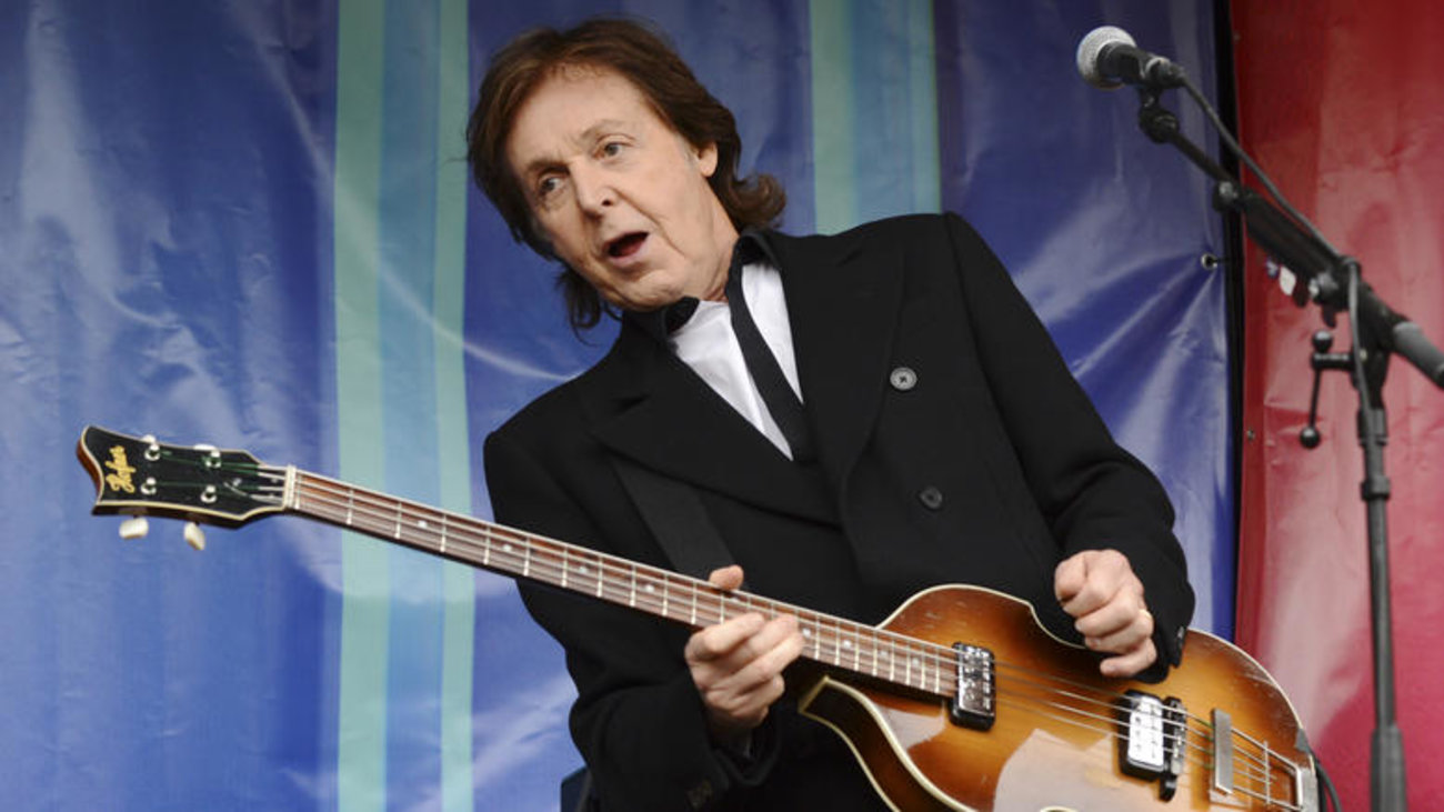 Ενα "σκαθάρι" υπέρ του εμβολίου: Ο Πολ Μακάρτνεϊ θα είναι από τους πρώτους που θα εμβολιαστούν