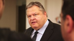 Πρεμιέρα απόψε για τον Γιώργο Κουβαρά στην ΕΡΤ με Ευάγγελο Βενιζέλο - εικόνα 2