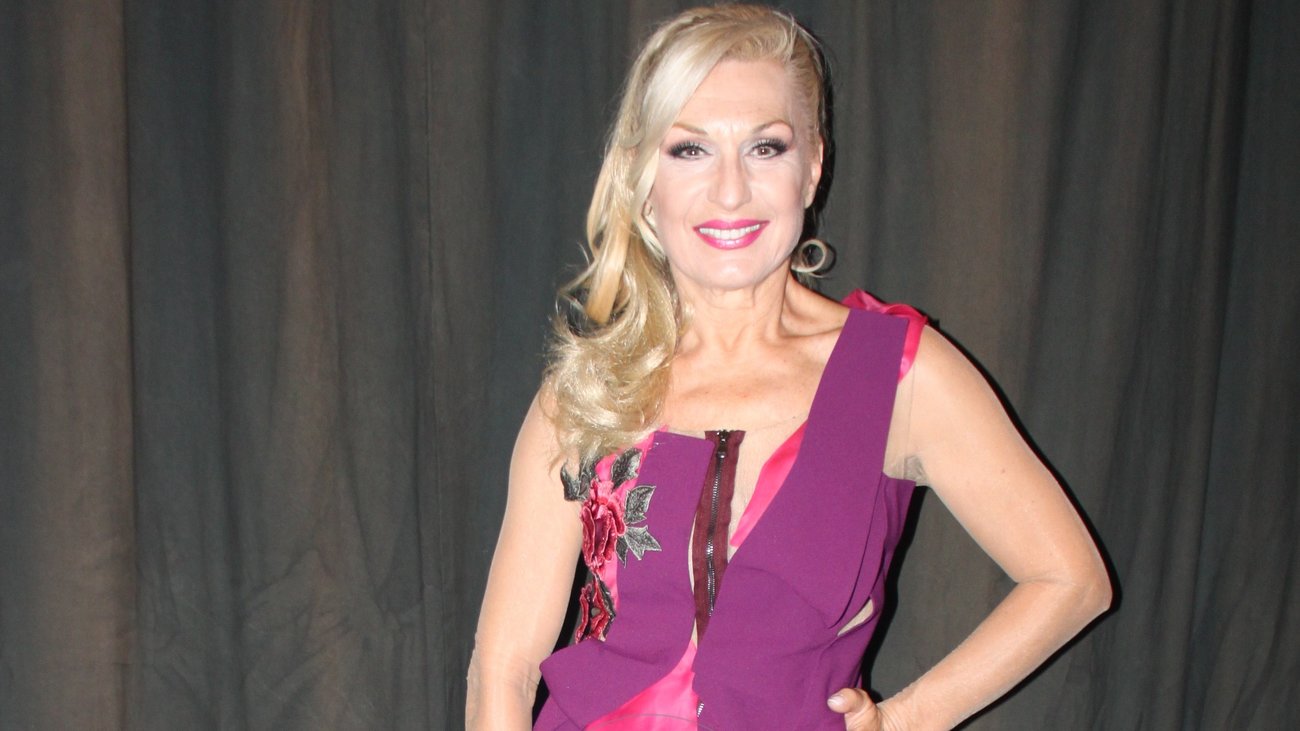 Σόφη Ζαννίνου: "Γιατί να έχω έναν μεγάλο άνθρωπο δίπλα μου; Για να πηγαίνω να ανάβω κεριά στα μοναστήρια;"