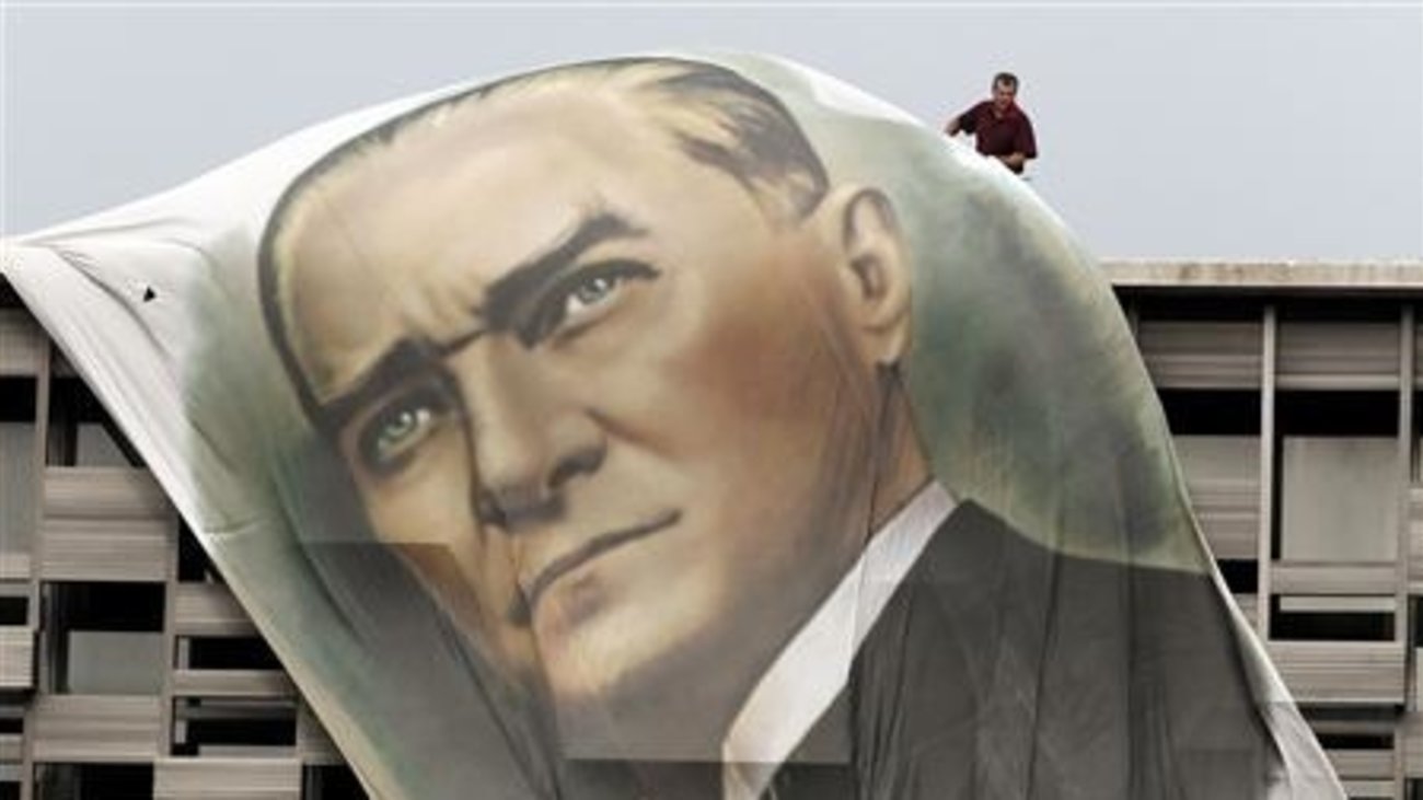 Έντονη αντίδραση της Αγκυρας στην απόφαση της Disney+ να μην προβάλλει τη σειρά "Ataturk"