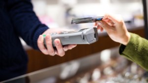 Βουλή: Σύγκρουση πολιτικών αρχηγών για το νομοσχέδιο του υπουργείου Εσωτερικών - Ολα όσα προβλέπει