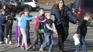 ΗΠΑ: Σε συμφωνία με τις οικογένειες θυμάτων του μακελειού στο Sandy Hook η οπλοβιομηχανία Remington - εικόνα 4