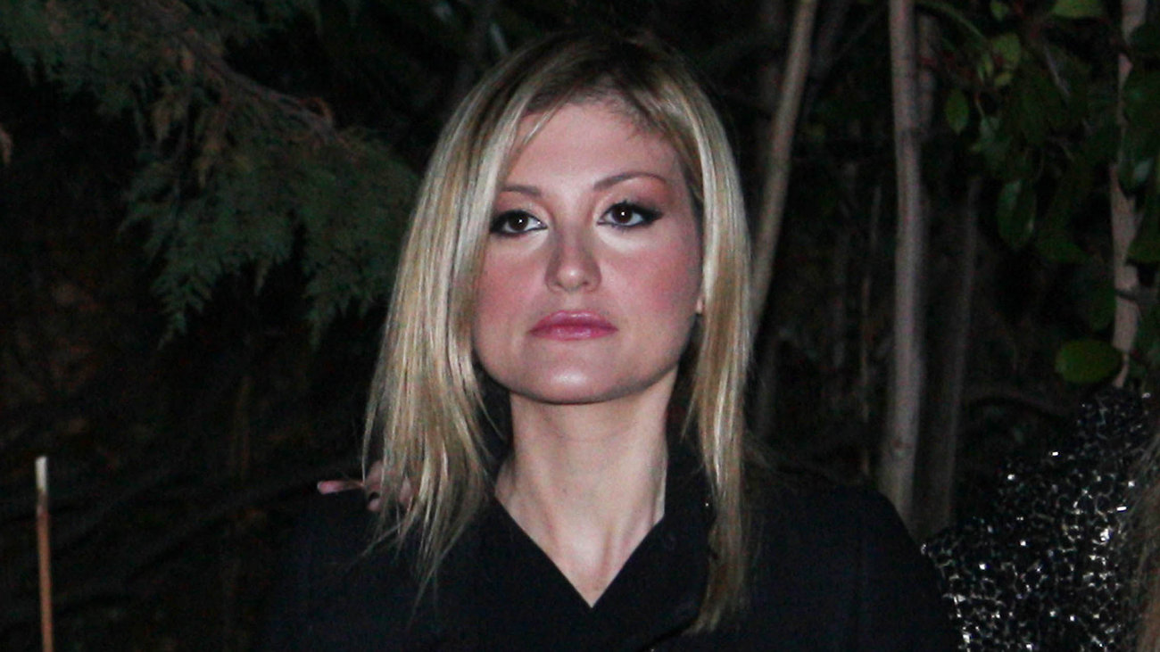 Ράνια Τζίμα: Ο πατέρας μου με έλεγε "χαζό" - Θα κατέρρεα, δεν θα άντεχα αν... - εικόνα 3