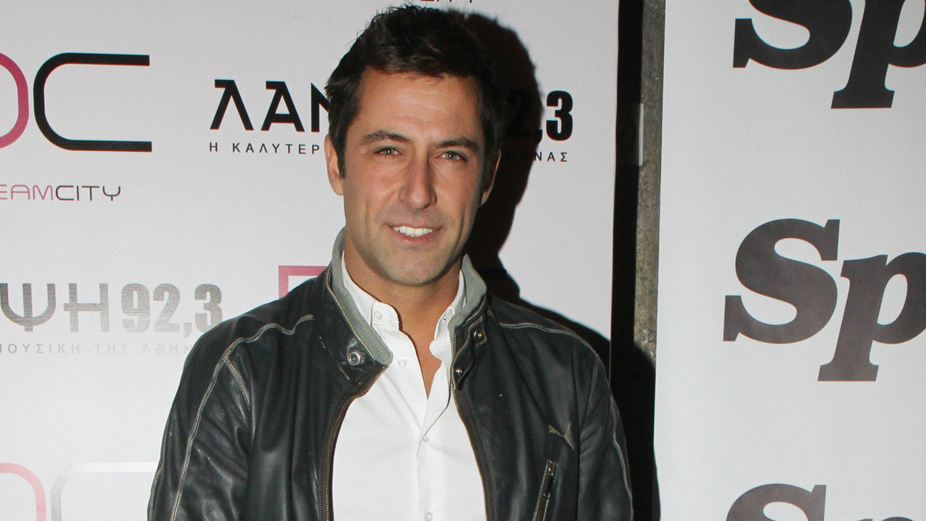 Κωνσταντίνος Αγγελίδης: Η πρώτη φωτογραφία του μετά το χειρουργείο - Το μήνυμα της γυναίκας του [Εικόνα] - εικόνα 4