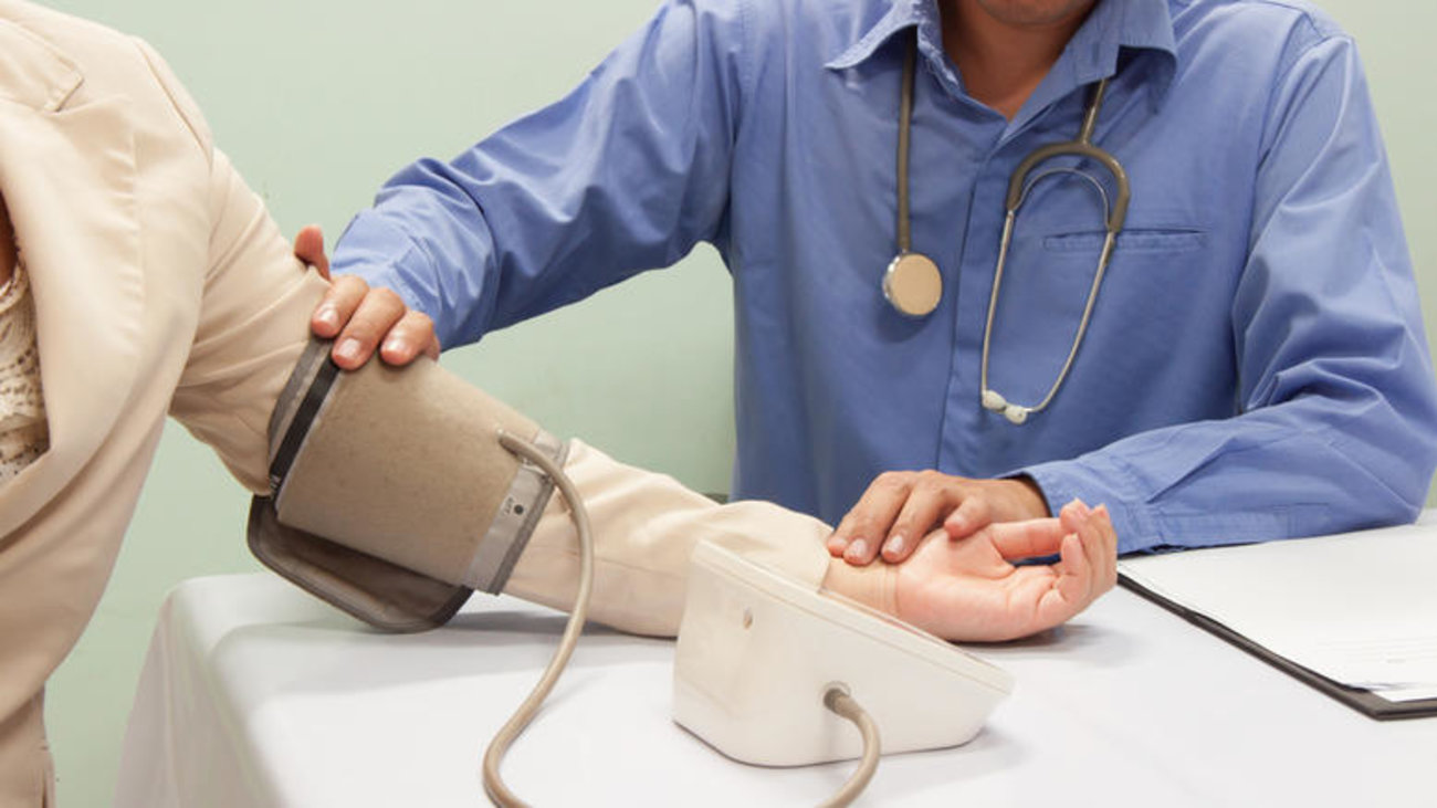 Δίκη ψευτογιατρού: Ουρές ασθενών σε μοναστήρια για να τους εξετάσει στο "αναρρωτήριο" - εικόνα 3