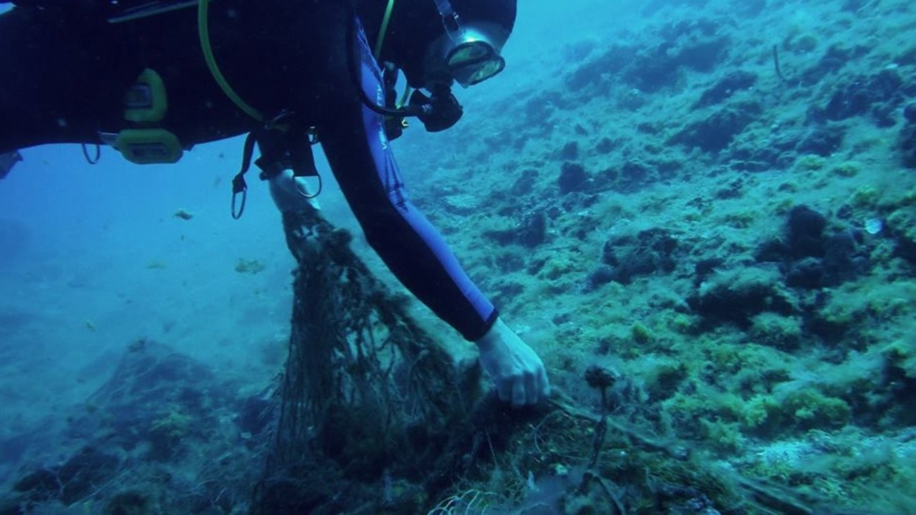 Μεγάλη έρευνα της Aegean Rebreath για τα μικροπλαστικά σε ελληνικές παραλίες - εικόνα 3