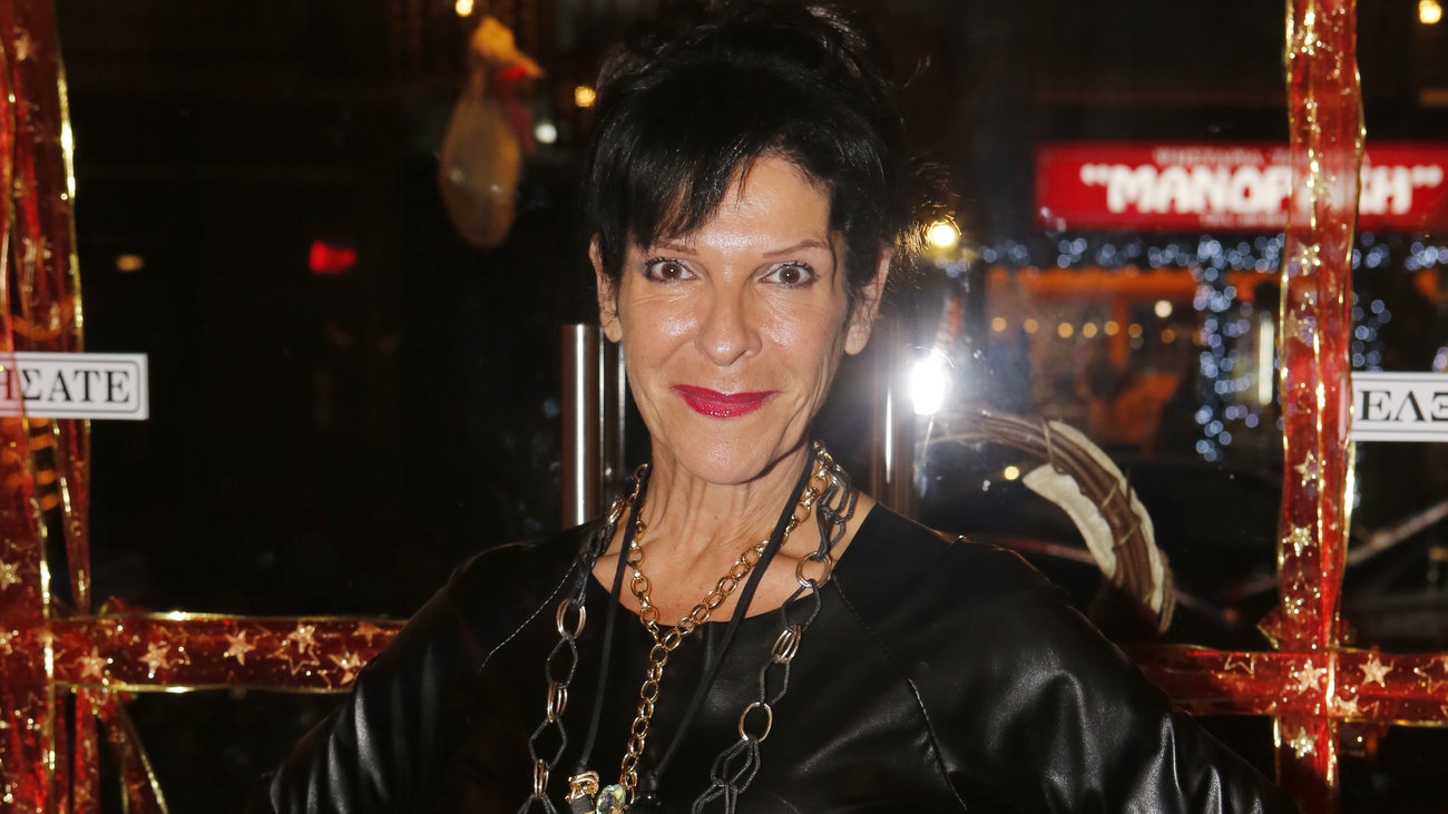 "Δεν ζήτησα ούτε ευχές ούτε συμβουλές από κανέναν": Η κόρη Σοφίας Βόσσου για τον αρραβώνα με τον κατάδικο Δημάκη