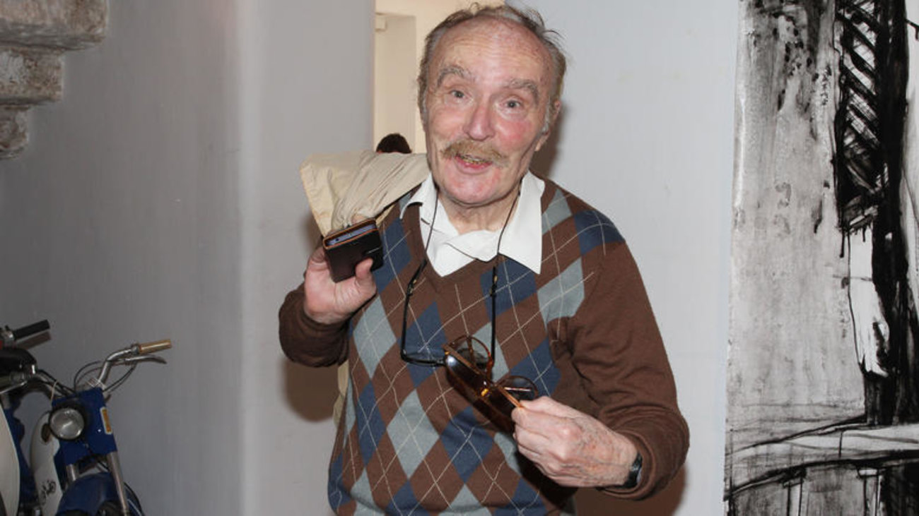 Πέθανε σε ηλικία 85 ετών ο ηθοποιός Ντίνος Καρύδης - Θλίψη στον καλλιτεχνικό κόσμο - εικόνα 2