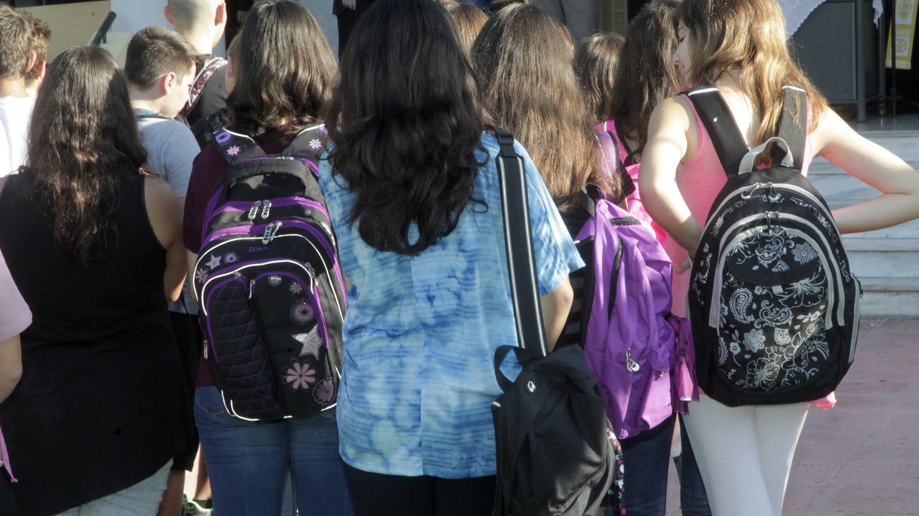 Κορονοϊός στα σχολεία - Ζαχαράκη: Με ένα κρούσμα κλείνει το τμήμα, με περισσότερα κλείνει όλο το σχολείο