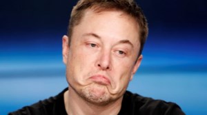Ίλον Μασκ: Σάλος μετά από δημοσίευμα ότι παρενόχλησε σεξουαλικά αεροσυνοδό - "Πλήρωσε 250.000 δολάρια"