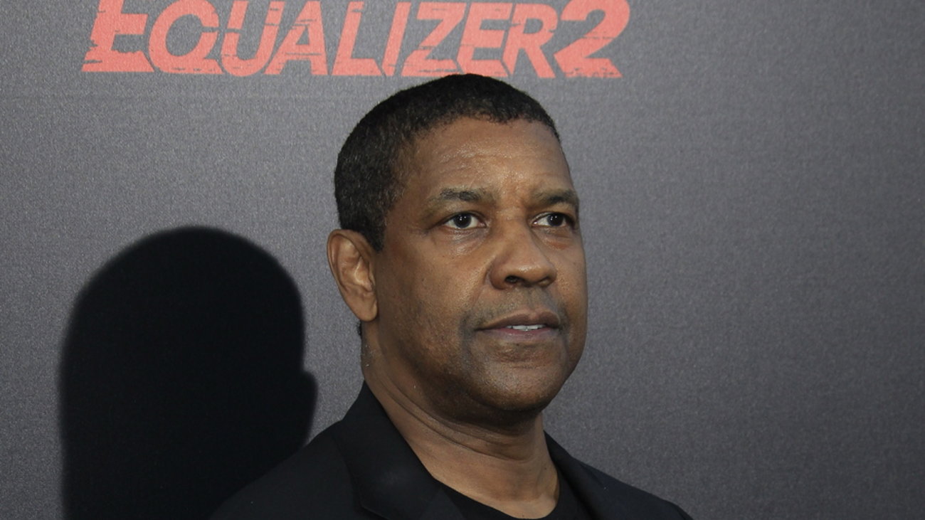 Ντένζελ Ουάσινγκτον: Βαφτίστηκε και πήρε άδεια ιερέα -  "Ο ουρανός είναι κυριολεκτικά το όριο, και δεν υπάρχει όριο στον ουρανό" - εικόνα 3