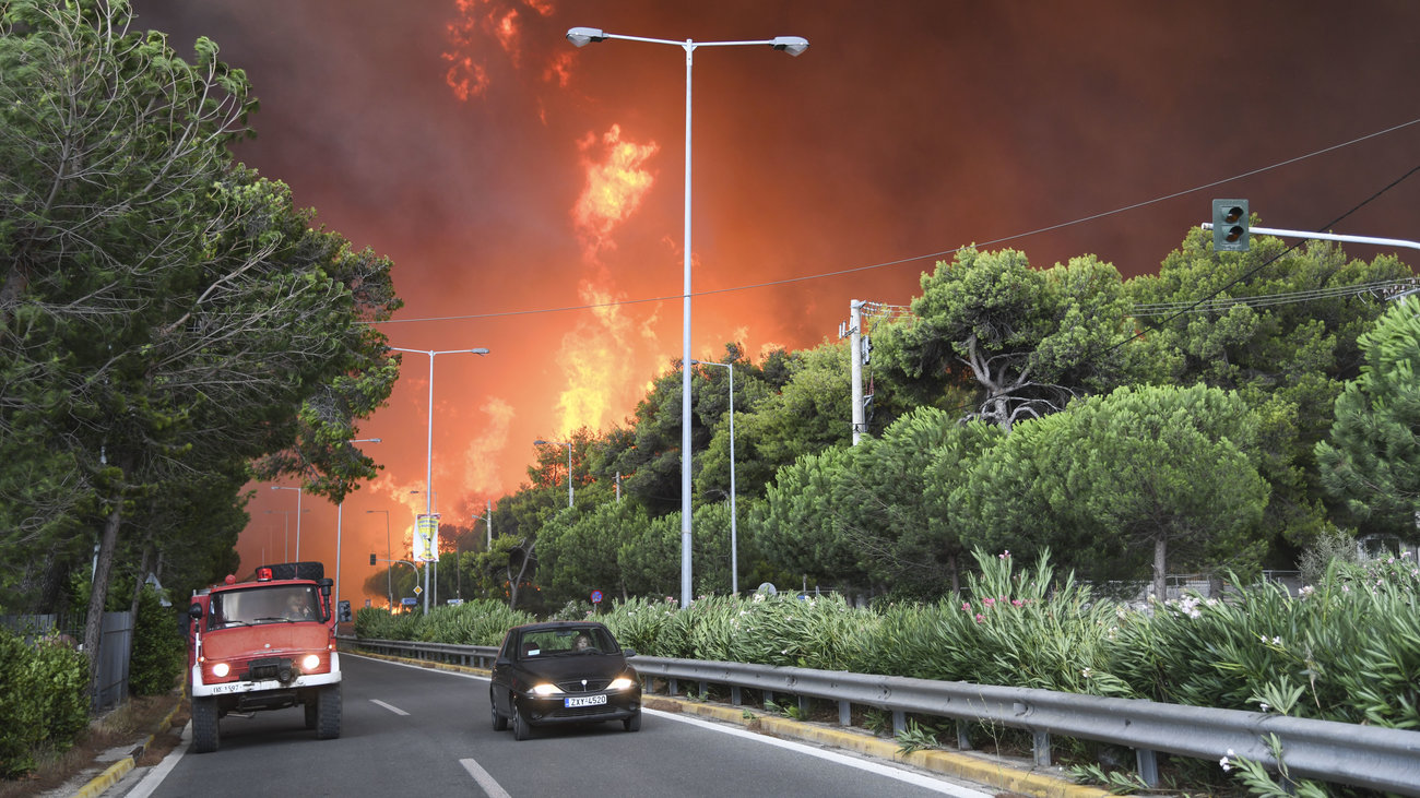 Βόμβες δημάρχου Κυθήρων: "Ζητούσα εναέρια μέσα και ο άχρηστος Τόσκας μου έλεγε ότι παίζω το παιχνίδι της ΝΔ"