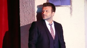 Ο Γιάννης Κακοσαίος αποκάλυψε πώς βγήκε το "Πλούταρχος": Γέλασα όταν το άκουσα, ο πατέρας μου, μου είπε "είσαι βλάκας;"