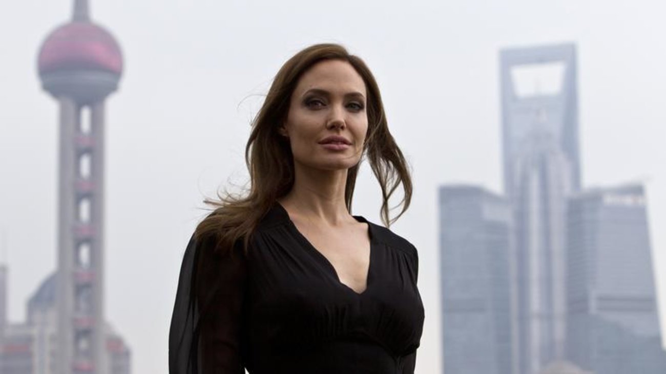 Γιον Βόιτ: Απογοητευμένος ο διάσημος πατέρας της Αντζελίνα Τζολί, για τις δηλώσεις της για μαζικούς τάφους στη Γάζα: "Δεν καταλαβαίνει"