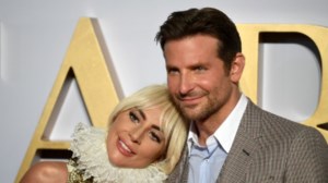 Η Lady Gaga δίνει 500.000 δολ. για τα δύο σκυλάκια της που κλάπηκαν στο Χόλιγουντ