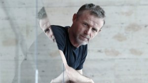 O Τζο Νέσμπο αναγορεύθηκε Επίτιμος Διδάκτορας του Πανεπιστημίου Δυτικής Αττικής