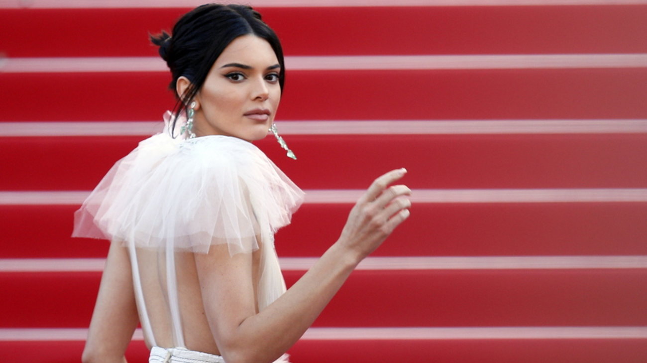 Estée Lauder: Πέθανε ο οραματιστής πίσω από τον κολοσσό - Πώς δημιούργησε την αυτοκρατορία στη βιομηχανία των καλλυντικών