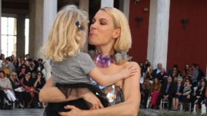 GNTM: Είναι οριστικό - Η ξανθιά και ψηλόλιγνη Ισμήνη Παπαβλασοπούλου στη θέση της Βίκυς Καγιά - εικόνα 3