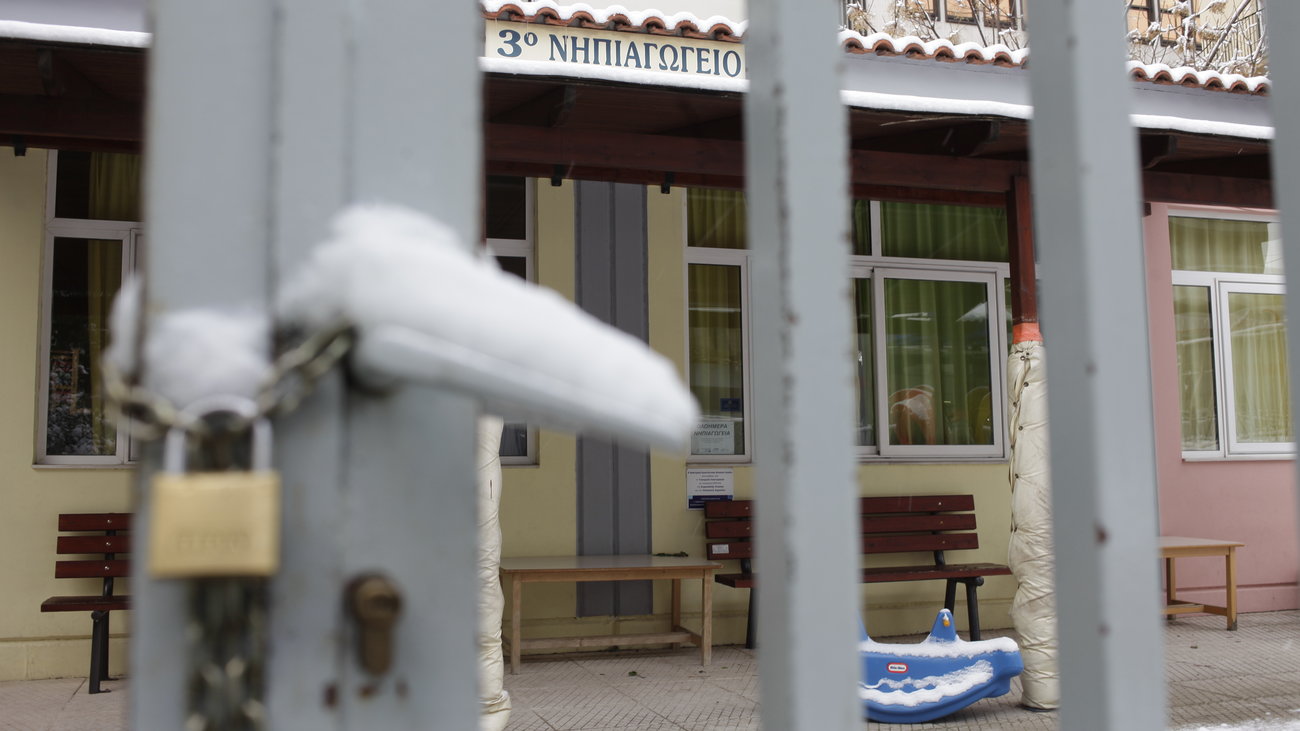 Ηλίας Μόσιαλος: Πώς μεταδίδεται ο κορονοϊός στην κοινότητα - Οι παράγοντες κινδύνου - εικόνα 6