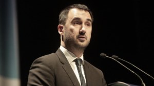 ΣΥΡΙΖΑ: Οι 12 παλινωδίες που θέλει να κρύψει ο κ. Μητσοτάκης κουνώντας το δάχτυλο στους πολίτες