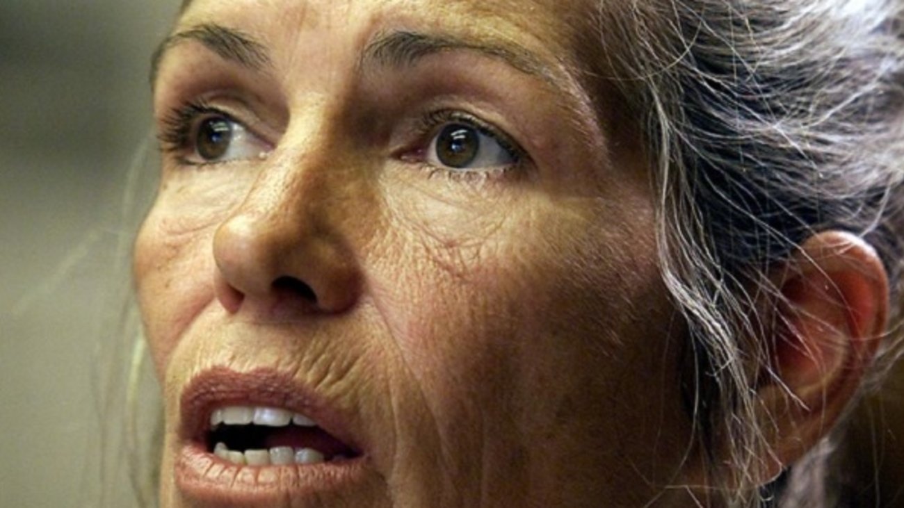 Σάλος με την Άλισον Μακ: Στρατολογούσε γυναίκες σε  οργάνωση-πυραμίδα με σεξουαλικές σκλάβες - εικόνα 3