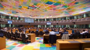 Ευρώ: Αλλάζουν μετά από 20 χρόνια τα χαρτονομίσματα - Στη "θεματική συμβουλευτική ομάδα" ο Κώστας Βαρώτσος