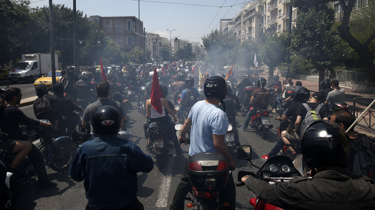 Στους δρόμους της Θεσσαλονίκης οι διανομείς – "Όχι άλλοι νεκροί" [εικόνες]