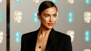 Ιρίνα Σάικ: Φωτογραφίζεται με τα εσώρουχα μέσα σε 30 λεπτά - εικόνα 4