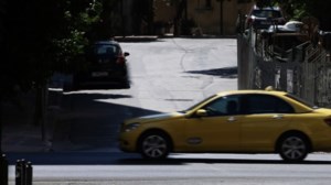 Νέα Ιωνία: Ζευγάρι αντιμέτωπο με τρεις διαρρήκτες μέσα στο σπίτι του - Απείλησαν ότι θα κόψουν το δάχτυλο της γυναίκας