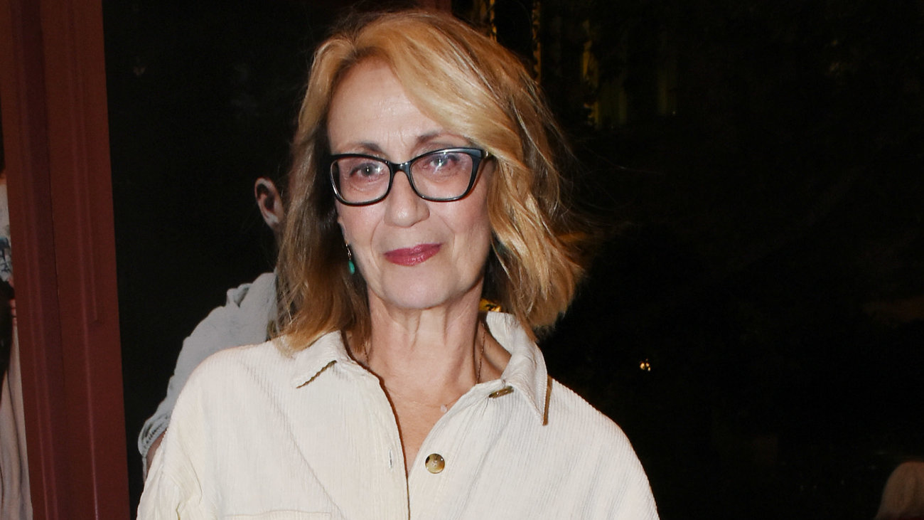 Θέμις Μπαζάκα: "Ο ταξιτζής που με έφερε εδώ με διέλυσε" - Η περιπέτεια με τον οδηγό που την κατέβασε κακήν κακώς [βίντεο]