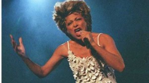 Τίνα Τέρνερ: Αποχαιρετά τους θαυμαστές της στα 81 της χρόνια - Οι αποκαλύψεις για την κακοποίηση και τα προβλήματα υγείας - εικόνα 2