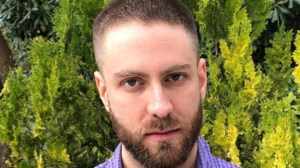 Ιάσων Δούσης: "Δεν αποκλείω το ενδεχόμενο να παντρευτώ και να τεκνοθετήσω" - εικόνα 4