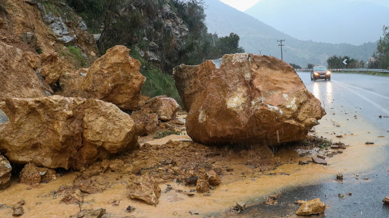 Δημοσιεύτηκε η ΠΝΠ για τις πυρόπληκτες περιοχές: Αναδασώσεις στα καμένα και μέτρα στήριξης για τους πληγέντες