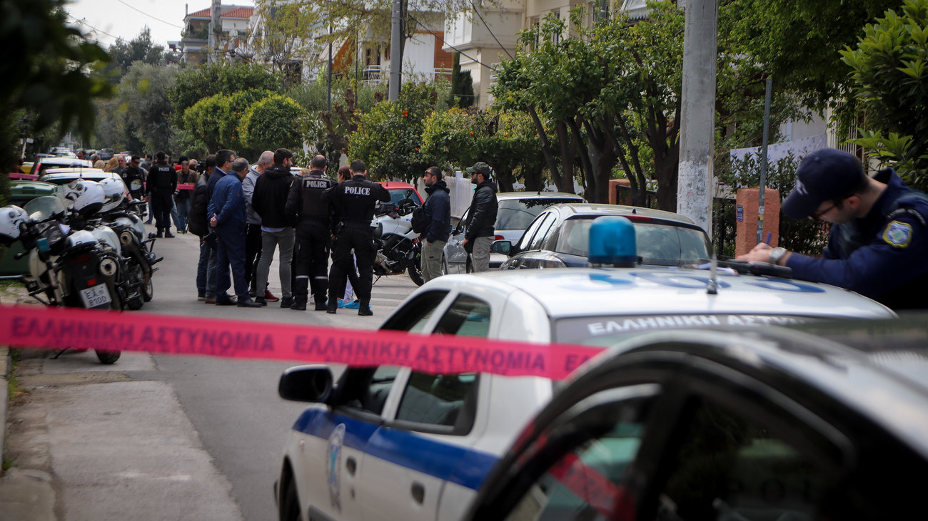 Καματερό: Ο μεγαλύτερος αδελφός γλύτωσε την αδελφούλα του από τις φλόγες- Δεν πρόλαβε να σώσει τα άλλα 2 παιδιά - εικόνα 4