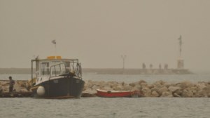 Καιρός: Αφρικανική σκόνη, νεφώσεις και βροχές την Παρασκευή - Αναλυτική πρόβλεψη